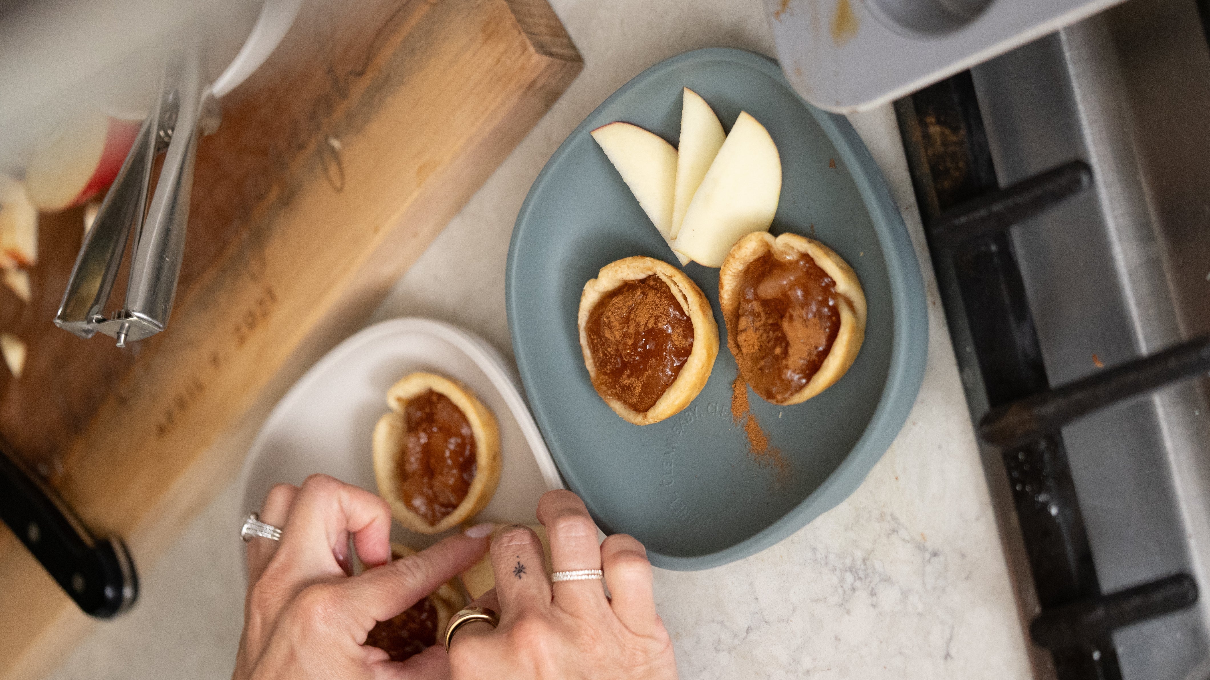 Cinnamon Apple Mini Tarts - Paperclip