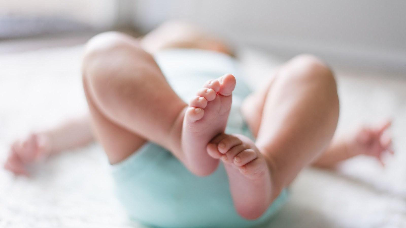 Everything You Should Know About Diaper Wetting - Paperclip