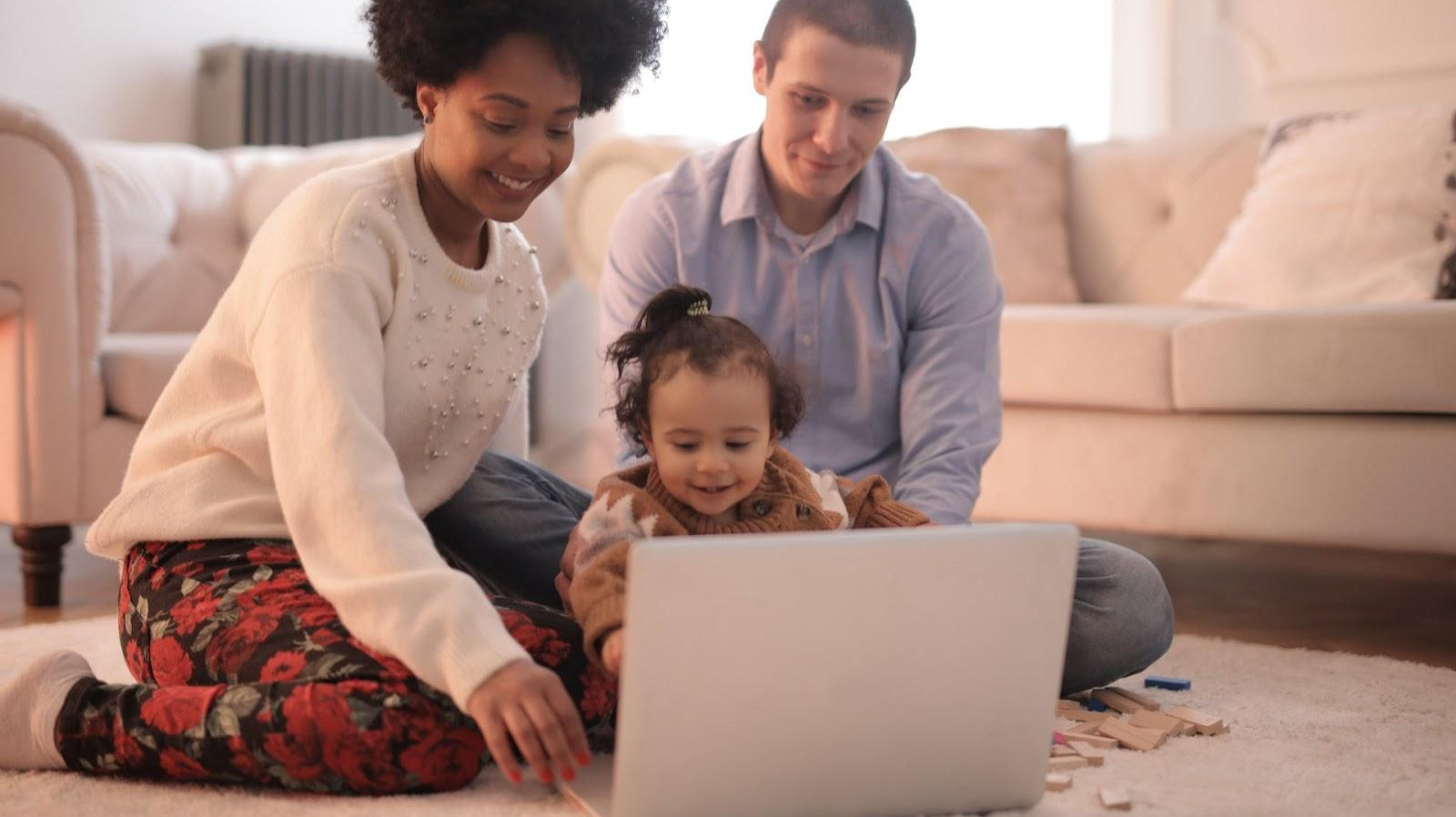 Getting Gifts for New Parents: Where to Even Start? - Paperclip