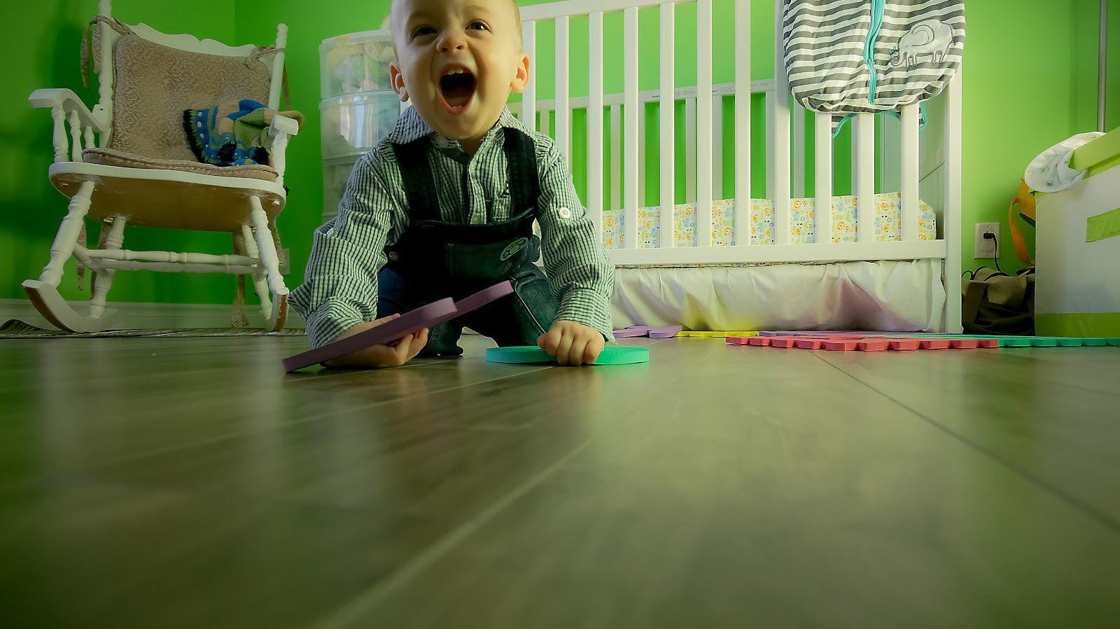When Do Babies Start Crawling? - Paperclip