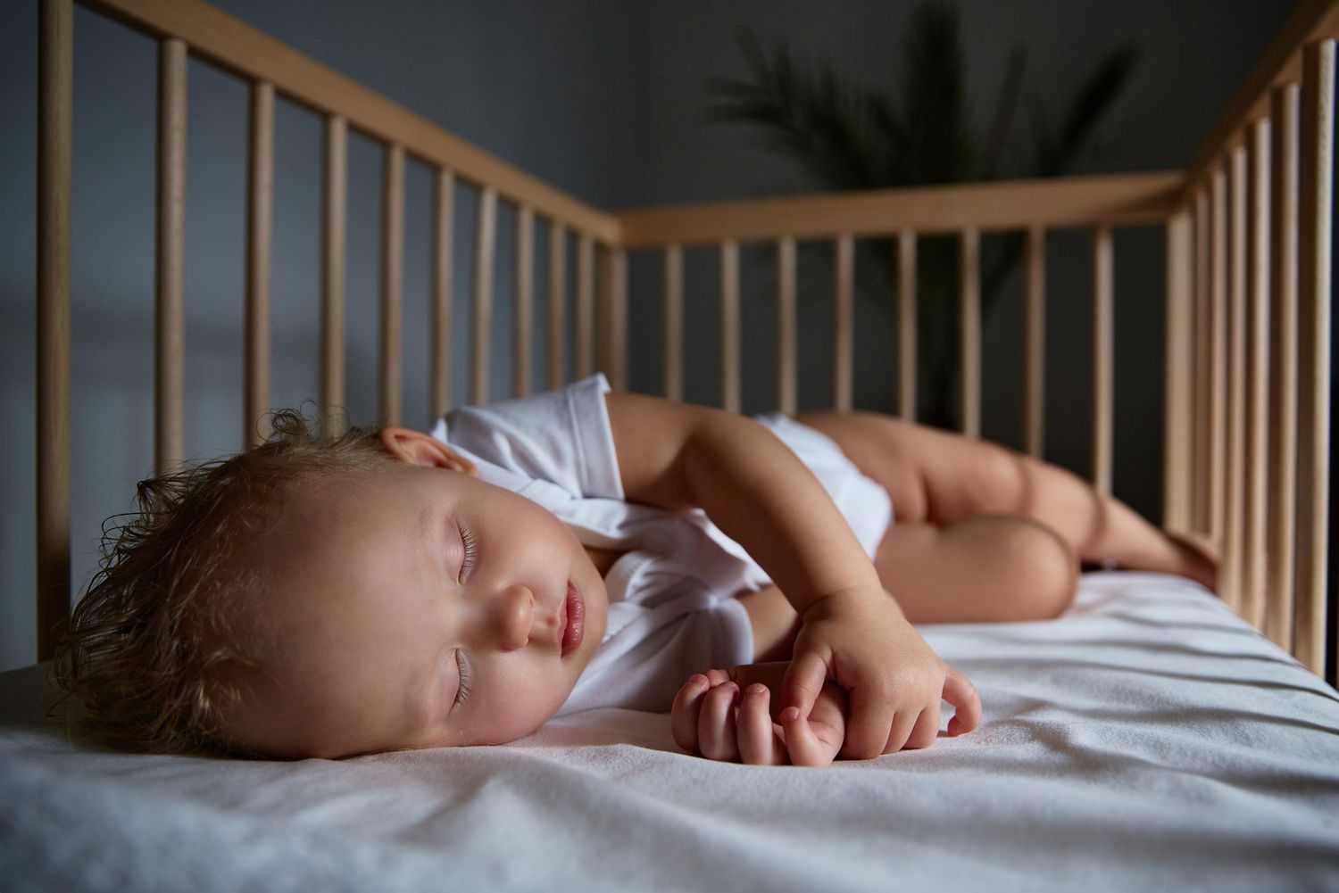 Baby White Noise: Help Your Baby Sleep Tonight - Paperclip 