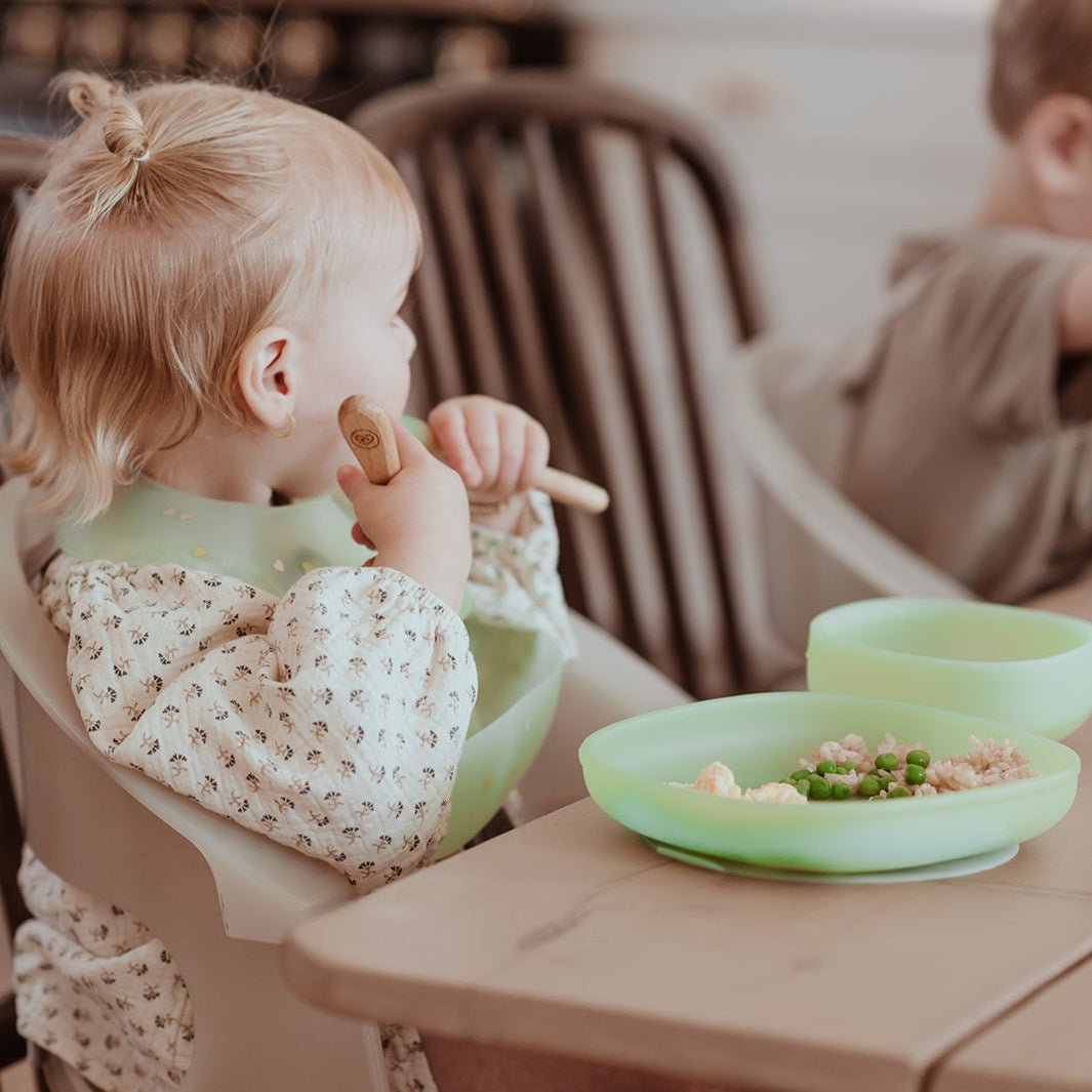 Color Changing Suction Plate - Paperclip