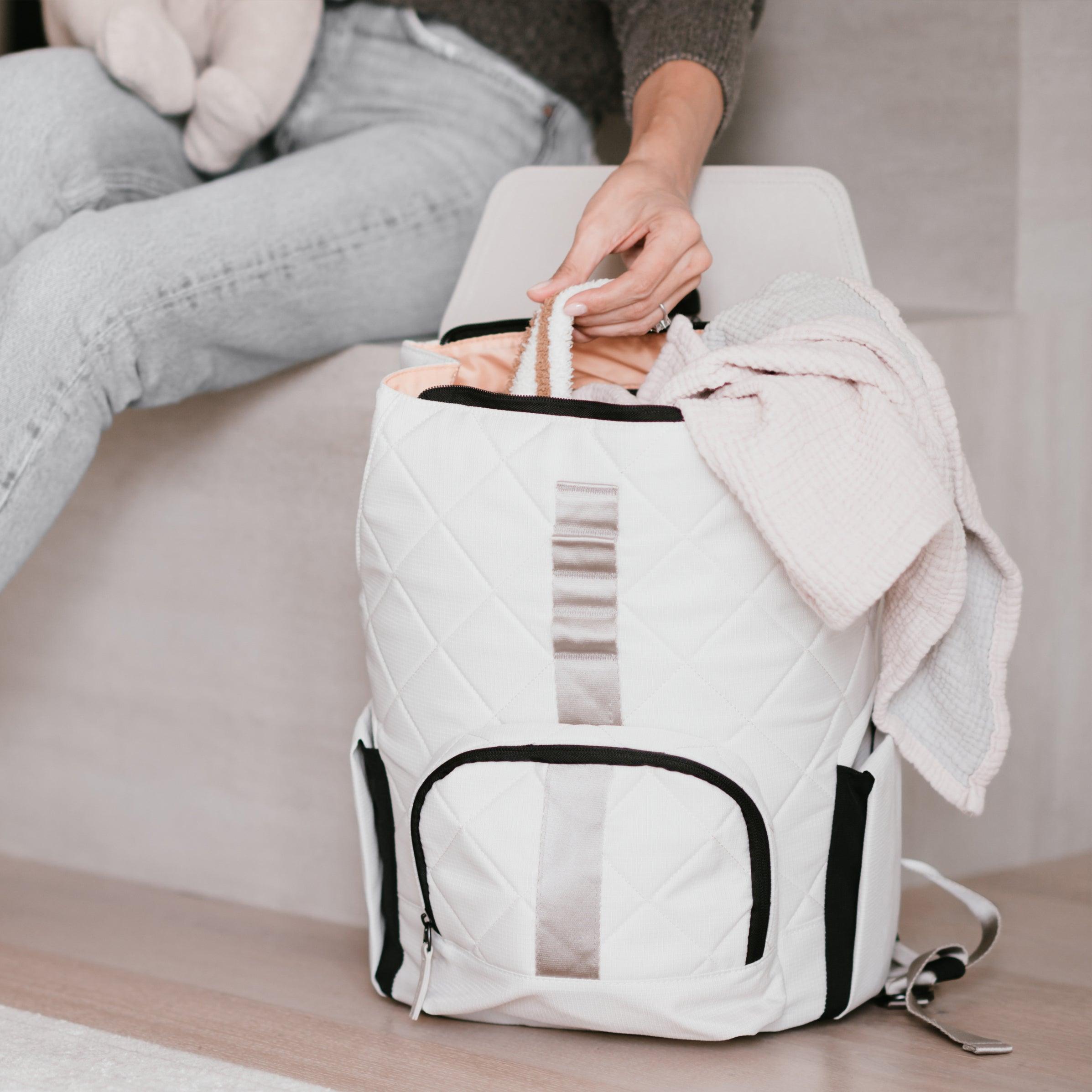 ナナン Nanan Puccio Baby Bag マザーズバッグ The Jojo Diaper Bag Backpack with Changing Station | Paperclip