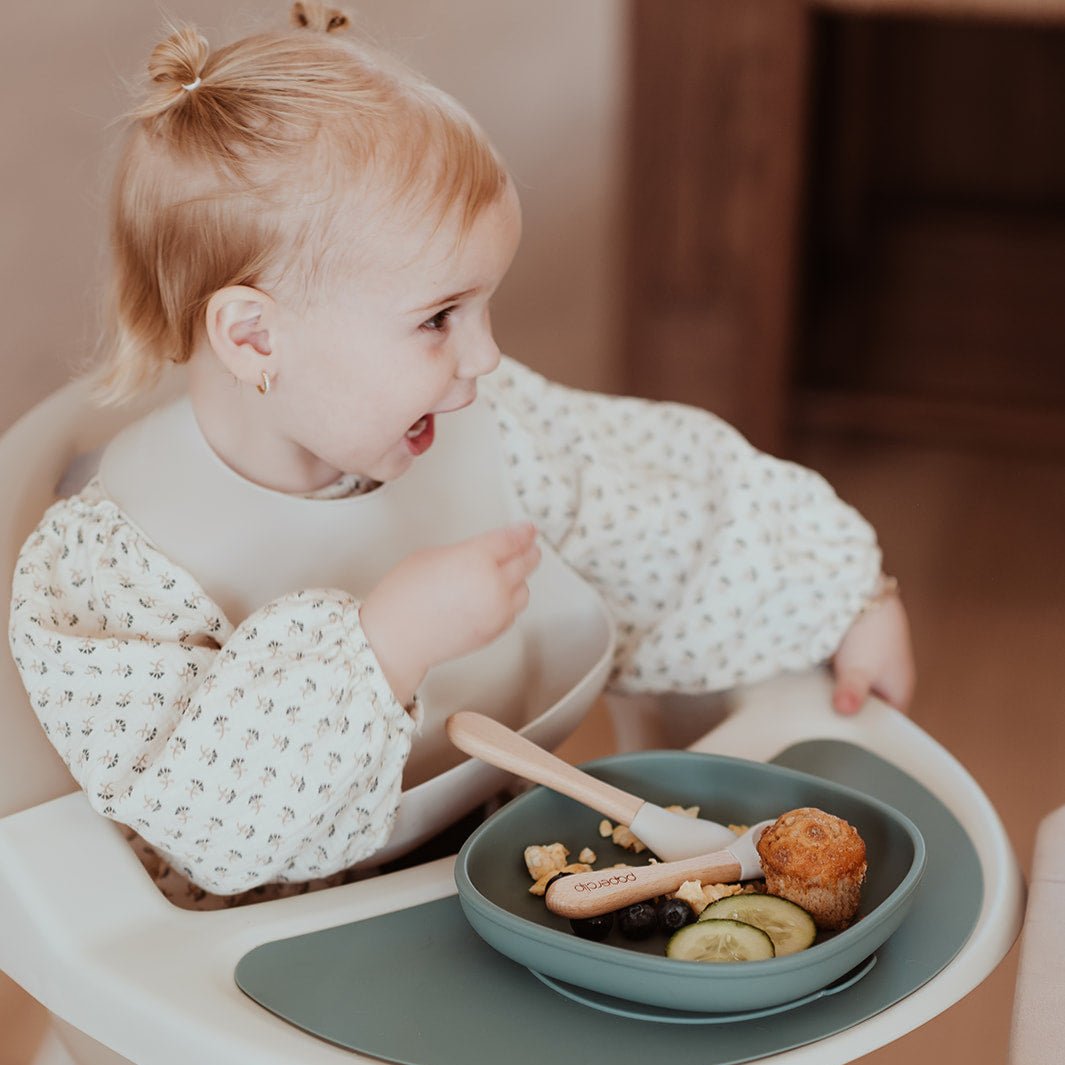 Silicone Suction Plate - Paperclip